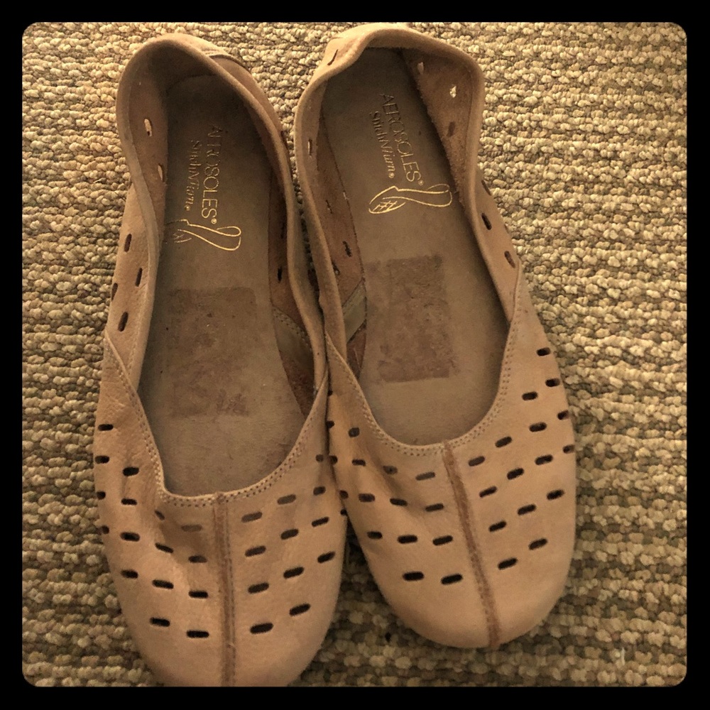 Aerosols StitchNTurn - Never Worn!